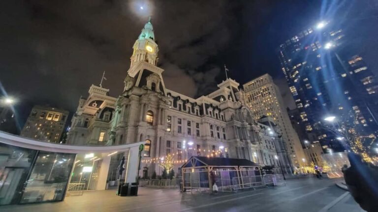 Looking at Philadelphia's City Hall at night
